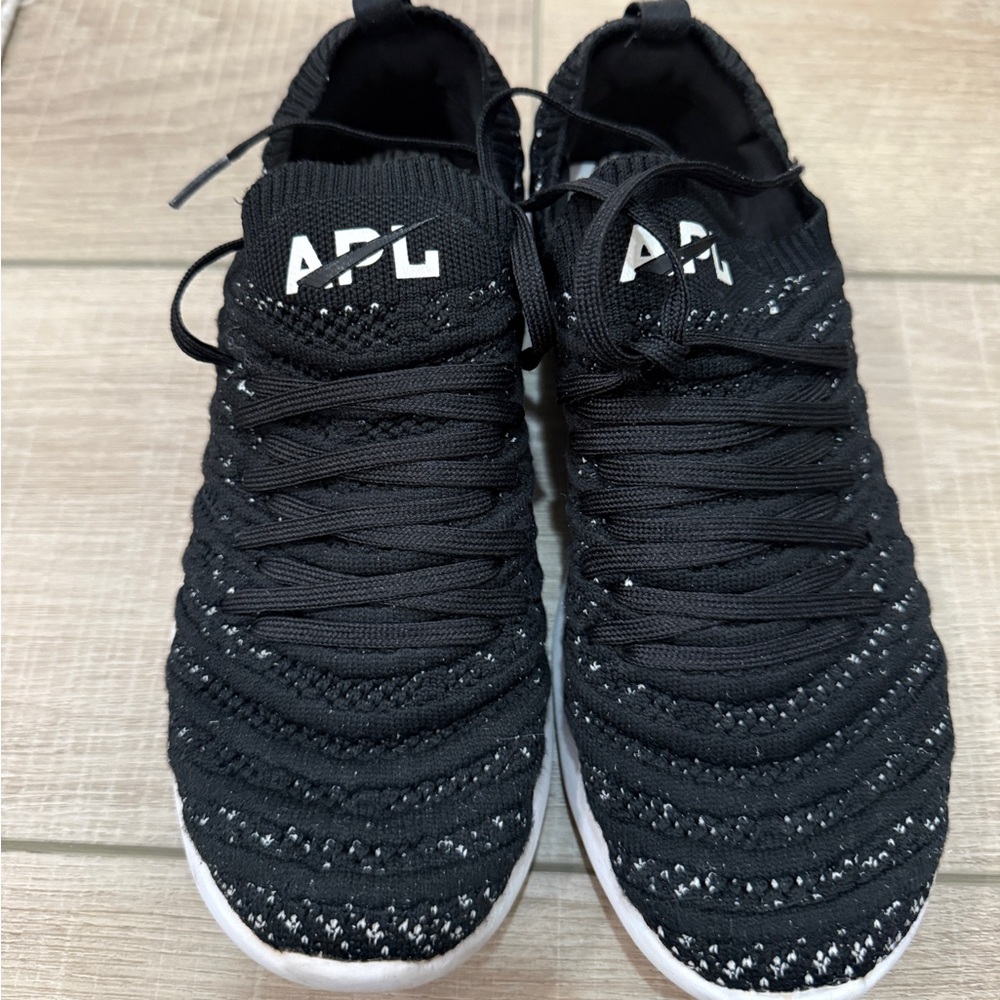 APL sneakers black and white